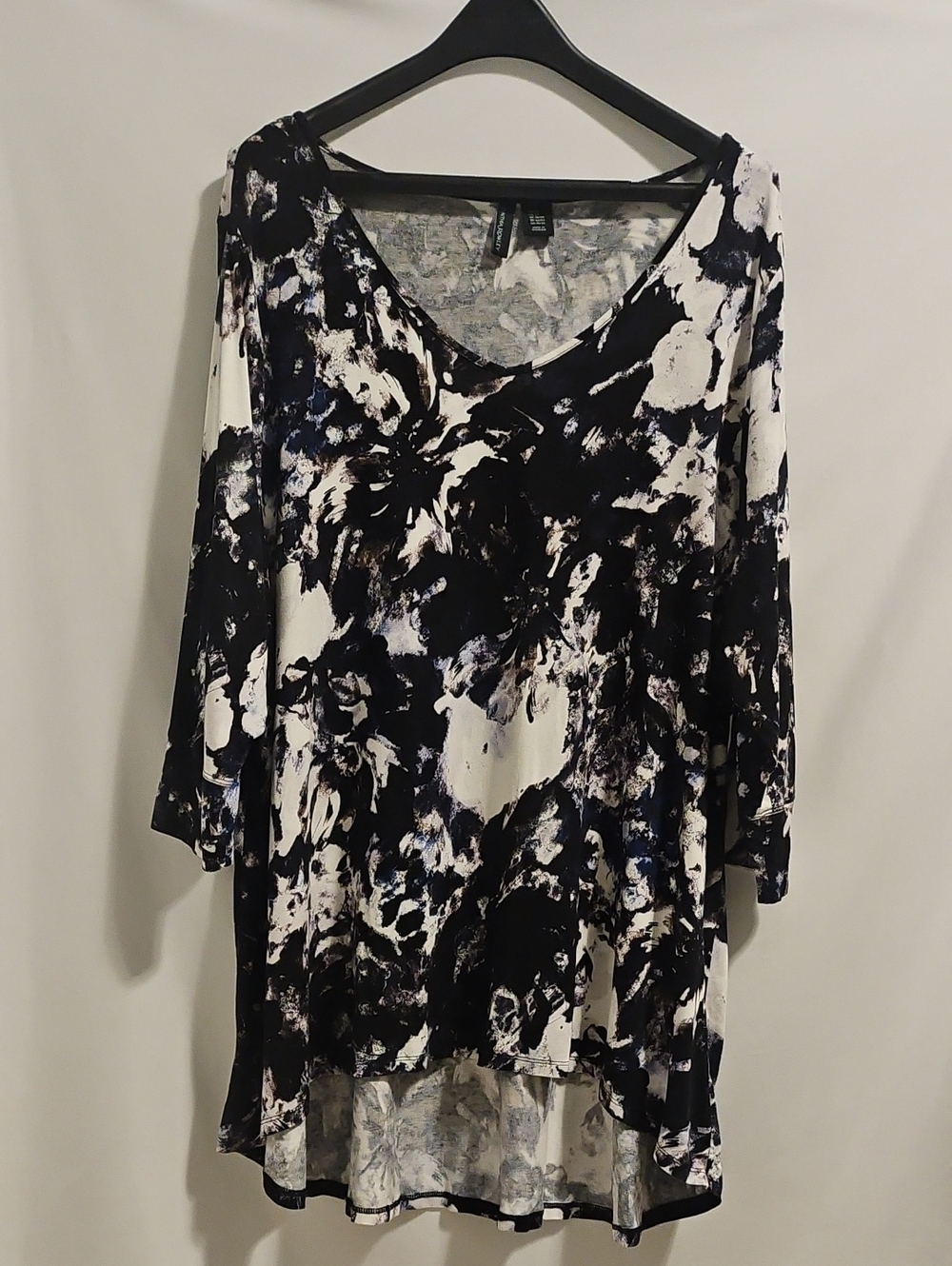 3X Womens Cynthia Rowley Black and White Abstract Print V-Neck Top 3/4 Sleeve